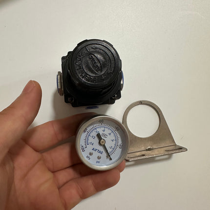 Airtac GVR200-08: Vacuum Pressure Regulator - GVR20008