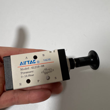 Airtac 4L210-08: Push Pull Valve. 5 Way - 4L21008G