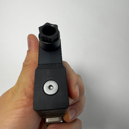 Airtac 2ST030-08: 2 Way Solenoid Valve - 2ST03008E