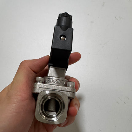 Airtac 2L150: 2 Way Solenoid Valve - 2L15015BG