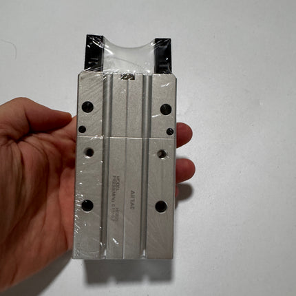 Airtac  HFR series: open and close type pneumatic finger  - HFR25