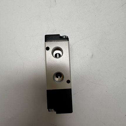 Airtac 3A210-06: Air Pilot Valve. 3 Way  - 3A21006NC