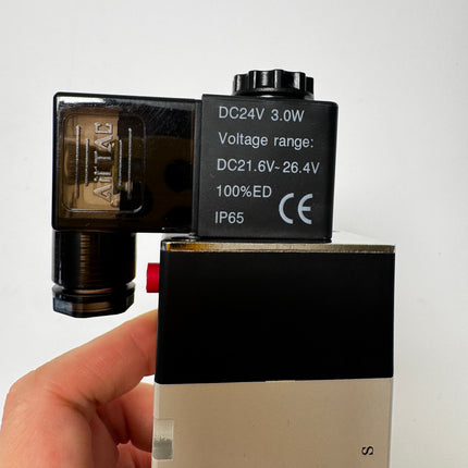 Airtac 4V410-15: Solenoid Air Valve - 4V41015BT-W