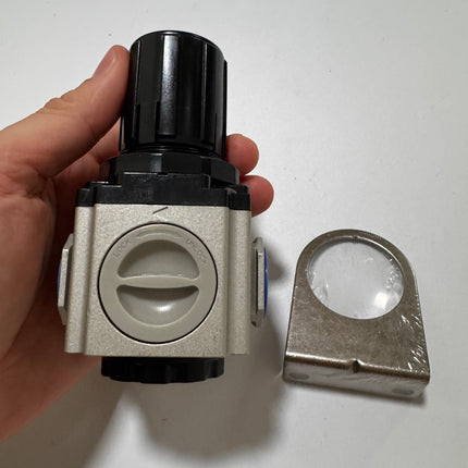 Airtac GAR300: Air Pressure Regulator - GAR30015S