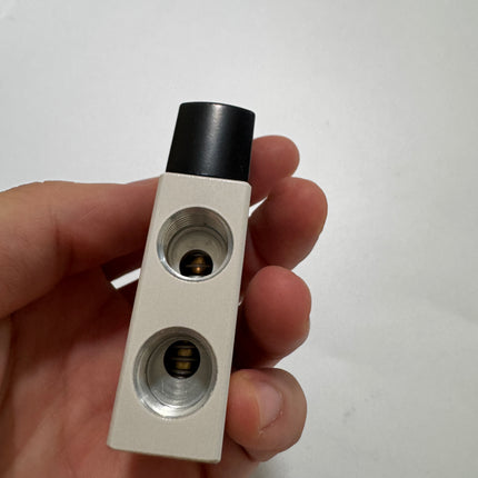 Airtac S3Y-08: Manual Valve. 3 Way - S3Y08G