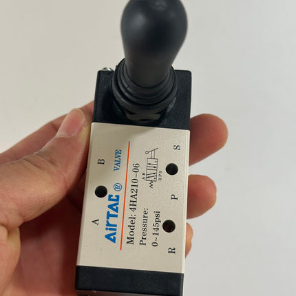 Airtac 4HA210-06: Hand Valve. Toggle Style - 4HA21006T