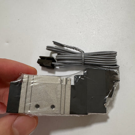 Airtac 7V0510-M5: Solenoid Air Valve  - 7V0510M5B050