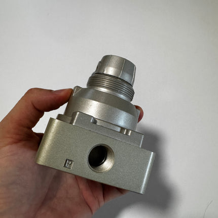 Airtac 4HV330-10: Hand Valve. Rotary Style - 4HV33010