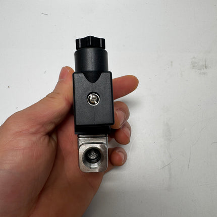 Airtac 2SL030-08: 2 Way Solenoid Valve - 2SL03008E