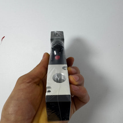 Airtac 3V310-10-NC: Solenoid valve(3/2 way) - 3V31010NCB