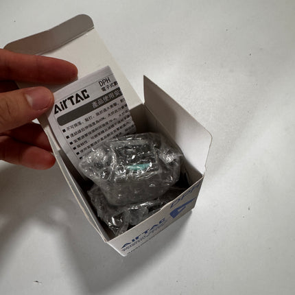 Airtac DPH:Electronic Digital Pressure Sensor - DPHP3-10020