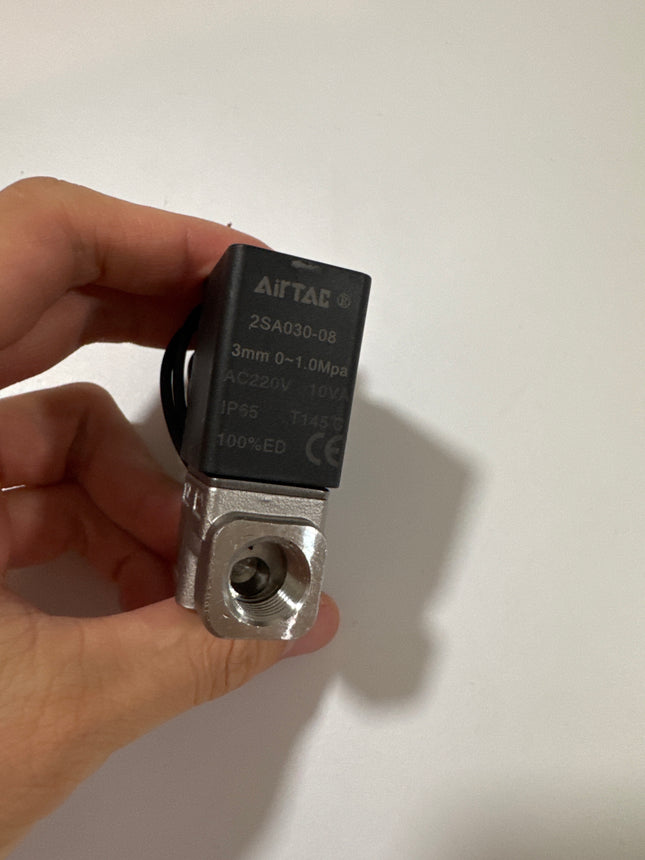 Airtac 2S030-08: 2 Way Solenoid Valve - 2S03008AI