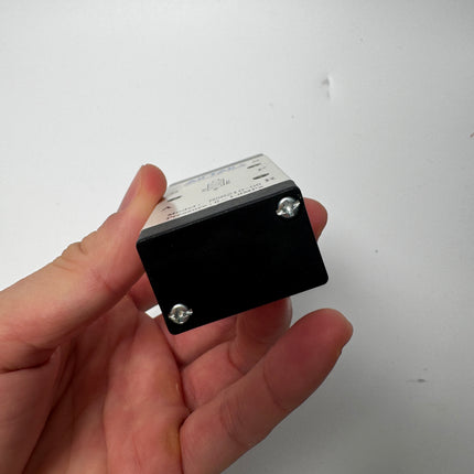 Airtac M5R210-06: Manual Valve. 5 Way - M5R21006