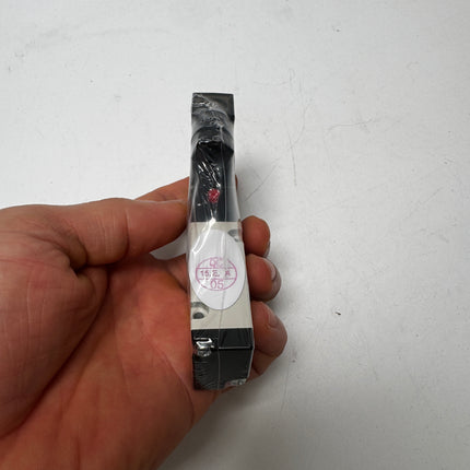 Airtac 4V110-M5: Solenoid Air Valve - 4V110M5B