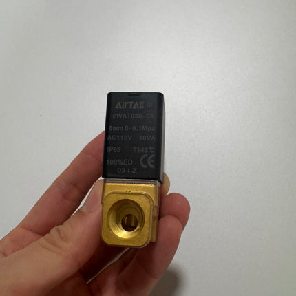 Airtac 2WT030-08: 2 Way Solenoid Valve - 2WT03008C