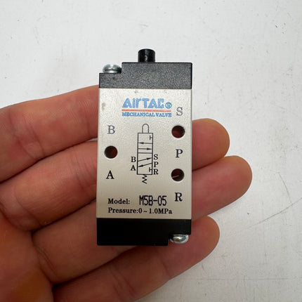 Airtac M5B-05: Manual Valve. Miniature. 5 Way - M5B05