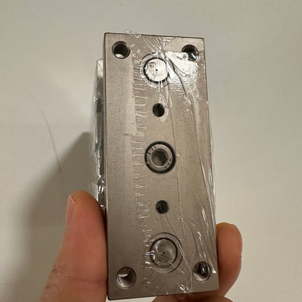 Airtac  TCL,TCM Series: Compound Type Three Axis Cylinder  - TCL25X100S