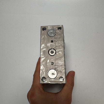 Airtac  TCL,TCM Series: Compound Type Three Axis Cylinder  - TCM32X30S