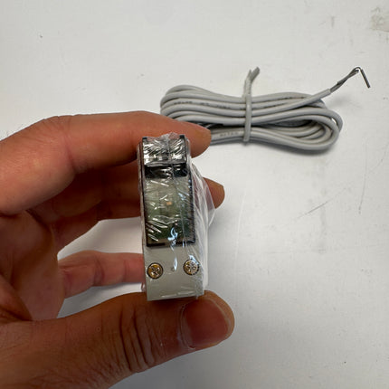 Airtac 5V11006:solenoid valve - 5V11006B200