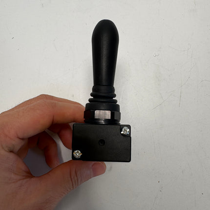 Airtac 4H210-08: Hand Valve. Toggle Style - 4H21008