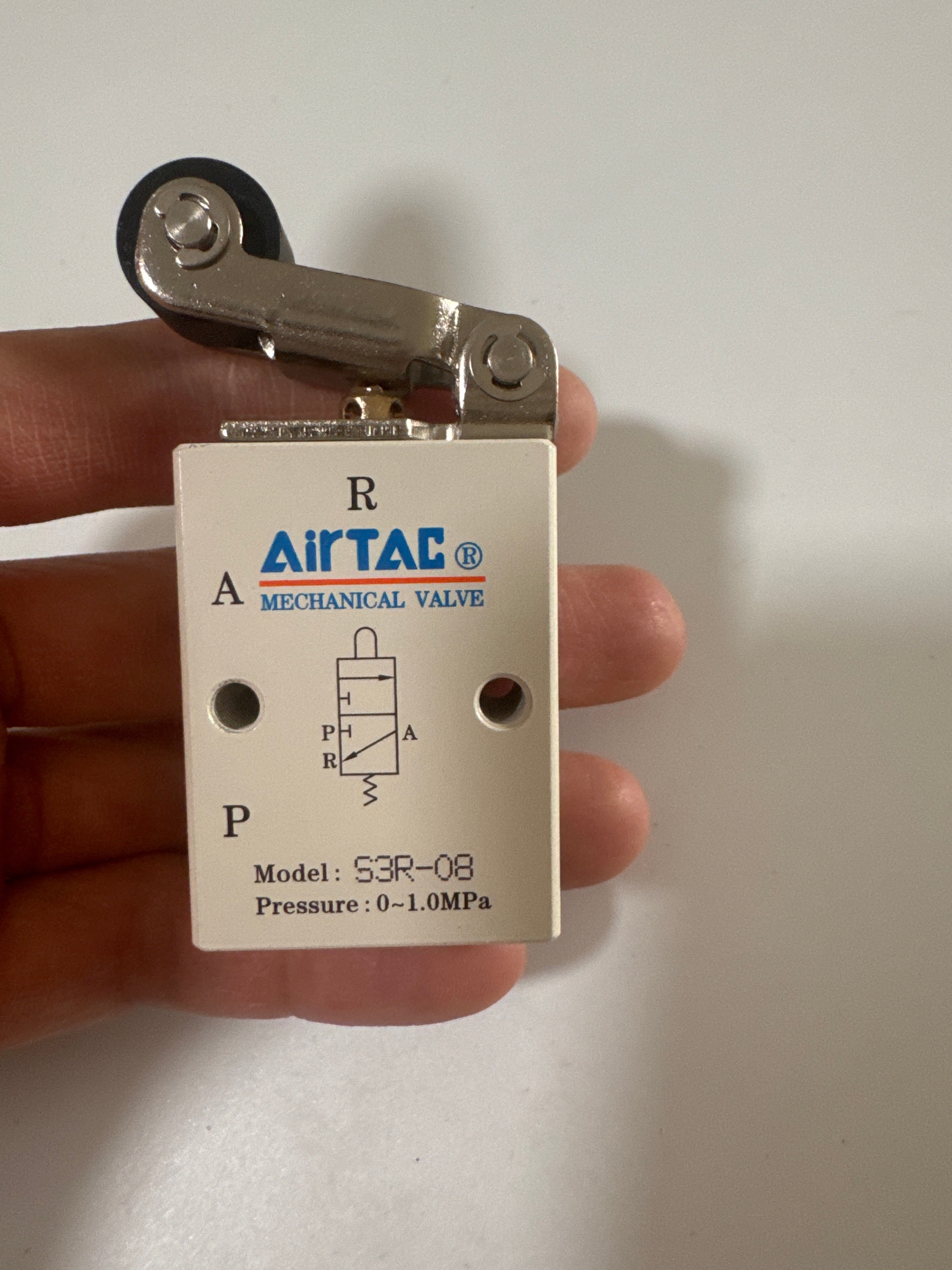 S3R-06 Pneumatic Air Valve Mechanical Valve 2 Position 3 Way