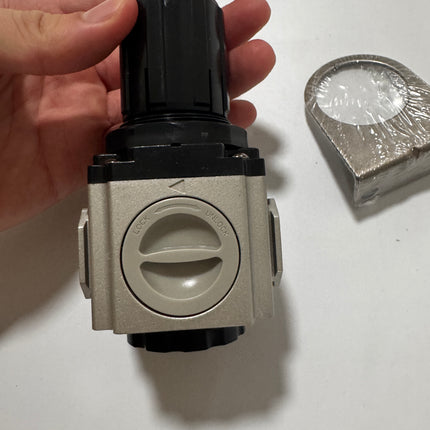 Airtac GAR300: Air Pressure Regulator - GAR30010S