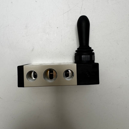 Airtac 4H330E-10: Hand Valve. Toggle Style - 4H330E10T