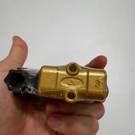 Airtac 2W030-08: 2 Way Solenoid Valve - 2W03008A