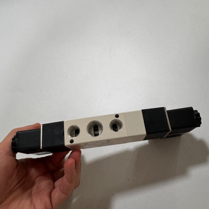 Airtac 4V330C-10: Solenoid Air Valve - 4V330C10AG-W