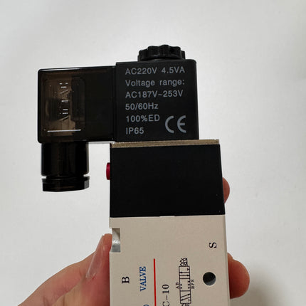 Airtac 4V330C-10: Solenoid Air Valve - 4V330C10AG-W
