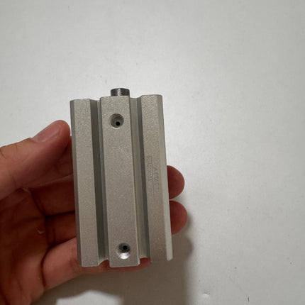 Airtac SDA: Compact Cylinder,Double Acting - SDA20X30S