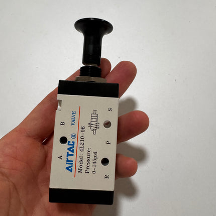 Airtac 4L210-06: Push Pull Valve. 5 Way - 4L21006T