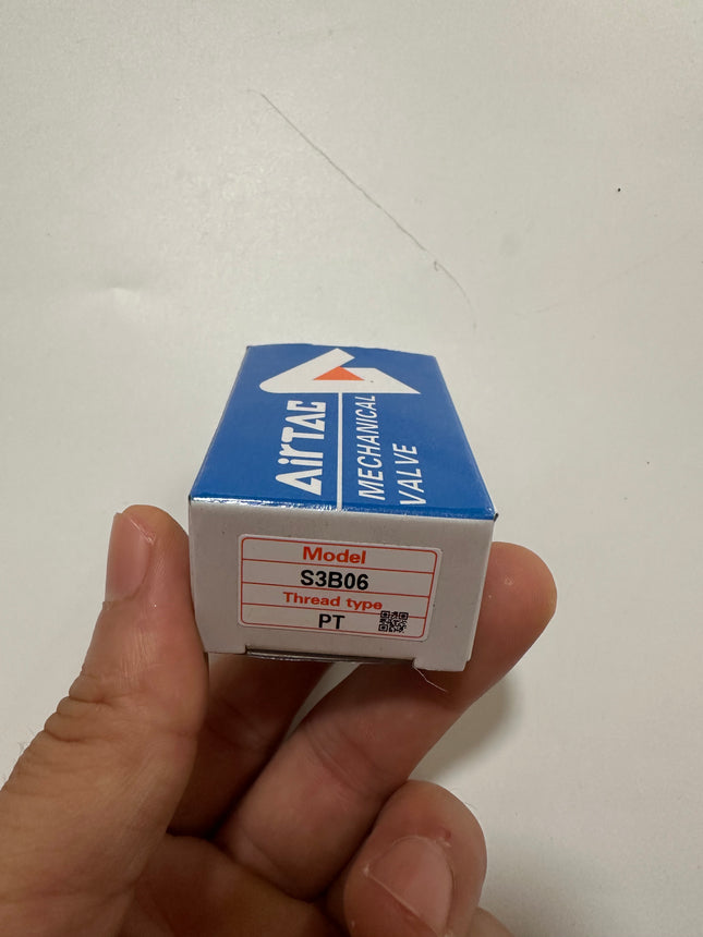 Airtac S3B-06: Manual Valve. 3 Way - S3B06