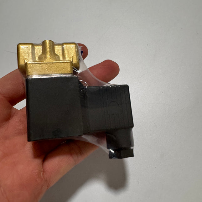 Airtac 2WH030-08: 2 Way Solenoid Valve - 2WH03008E