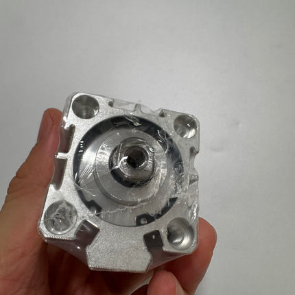 Airtac SDAD: Compact cylinder,double rod - SDAD32X30S
