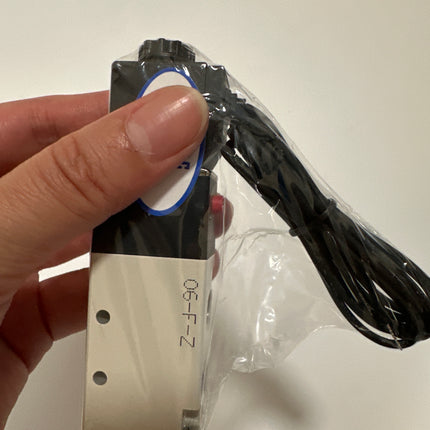 Airtac 4V110-06 Solenoid Air Valve - 4V11006BI