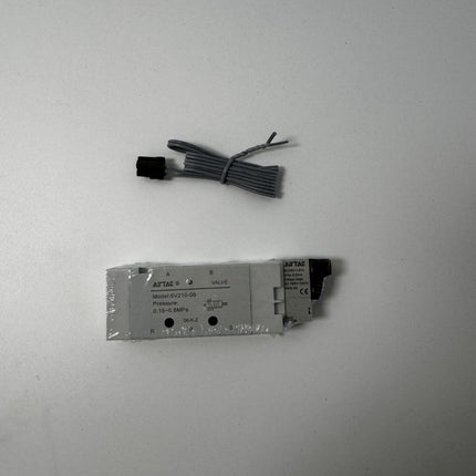 Airtac 6V210-08 :  Solenoid valve - 6V21008A050