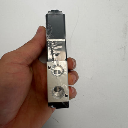 Airtac 3V210-08-NO: Solenoid valve(3/2 way) - 3V21008NOB