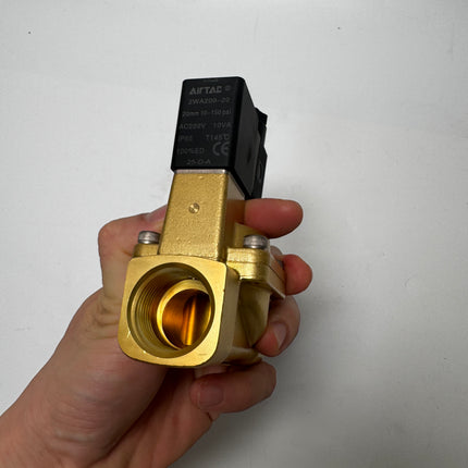 Airtac 2W200-20: 2 Way Solenoid Valve - 2W20020AT
