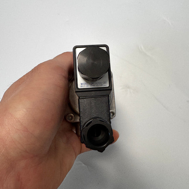 Airtac 2KL200-20: 2 Way Solenoid Valve - 2KL20020AT