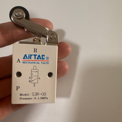 Airtac S3R-08: Manual Valve. 3 Way - S3R08