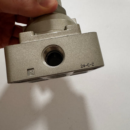 Airtac 4HV310-10: Hand Valve. Rotary Style - 4HV31010