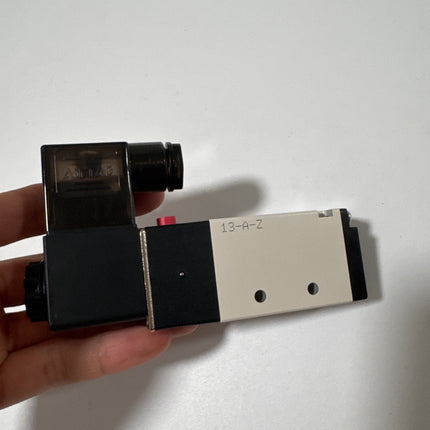 Airtac 4V210-08: Solenoid Air Valve - 4V21008E-W