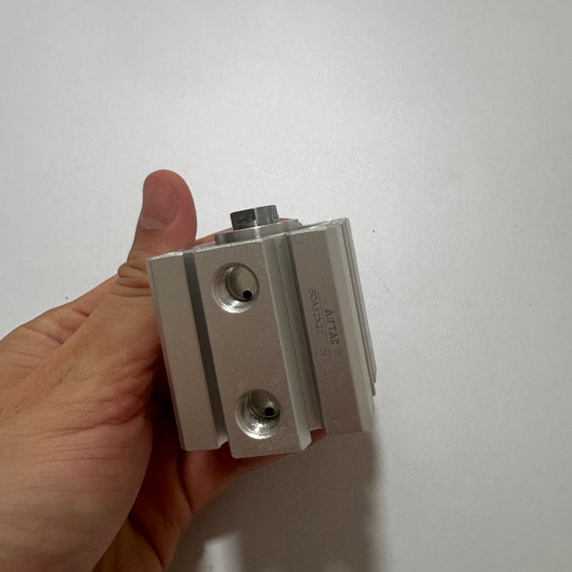 Airtac  SDA series: double action cylinder  - SDA32X20