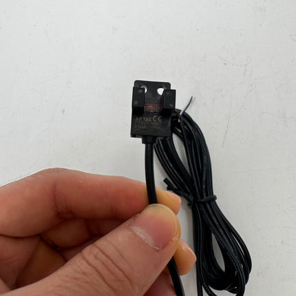 Airtac  PRSU Series: Slot Photoelectric Sensors  - PRSUY-N020