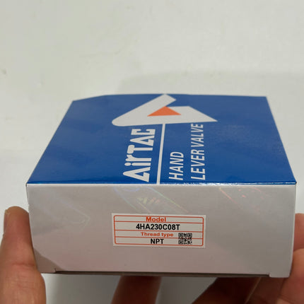 Airtac 4HA230C-08: Hand Valve. Toggle Style - 4HA230C08T