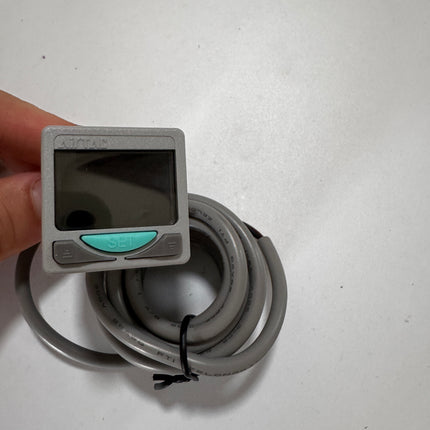 Airtac DPH:Electronic Digital Pressure Sensor - DPHP3B-10020T