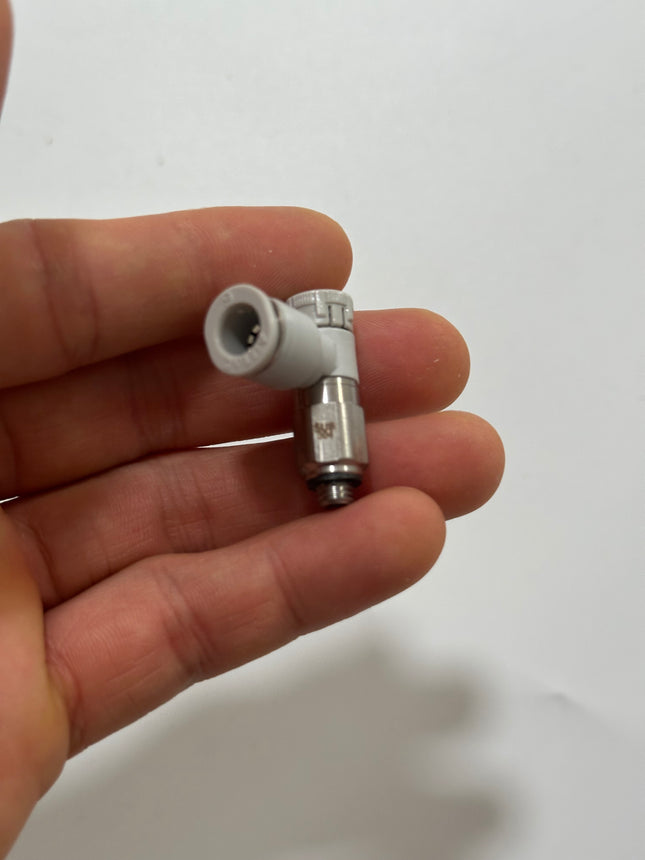 Airtac: Stainless Steel Push-Lock Type Flow Control Valve - PTL6M5A-MS