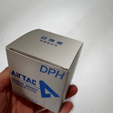 Airtac DPH:Electronic Digital Pressure Sensor - DPHP3-10020