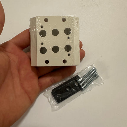 Airtac 100M: Air Valve Manifold - 100M2F